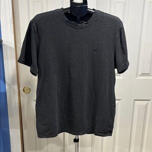 American Eagle Outfitters Charcoal Short Sleeve Tee
